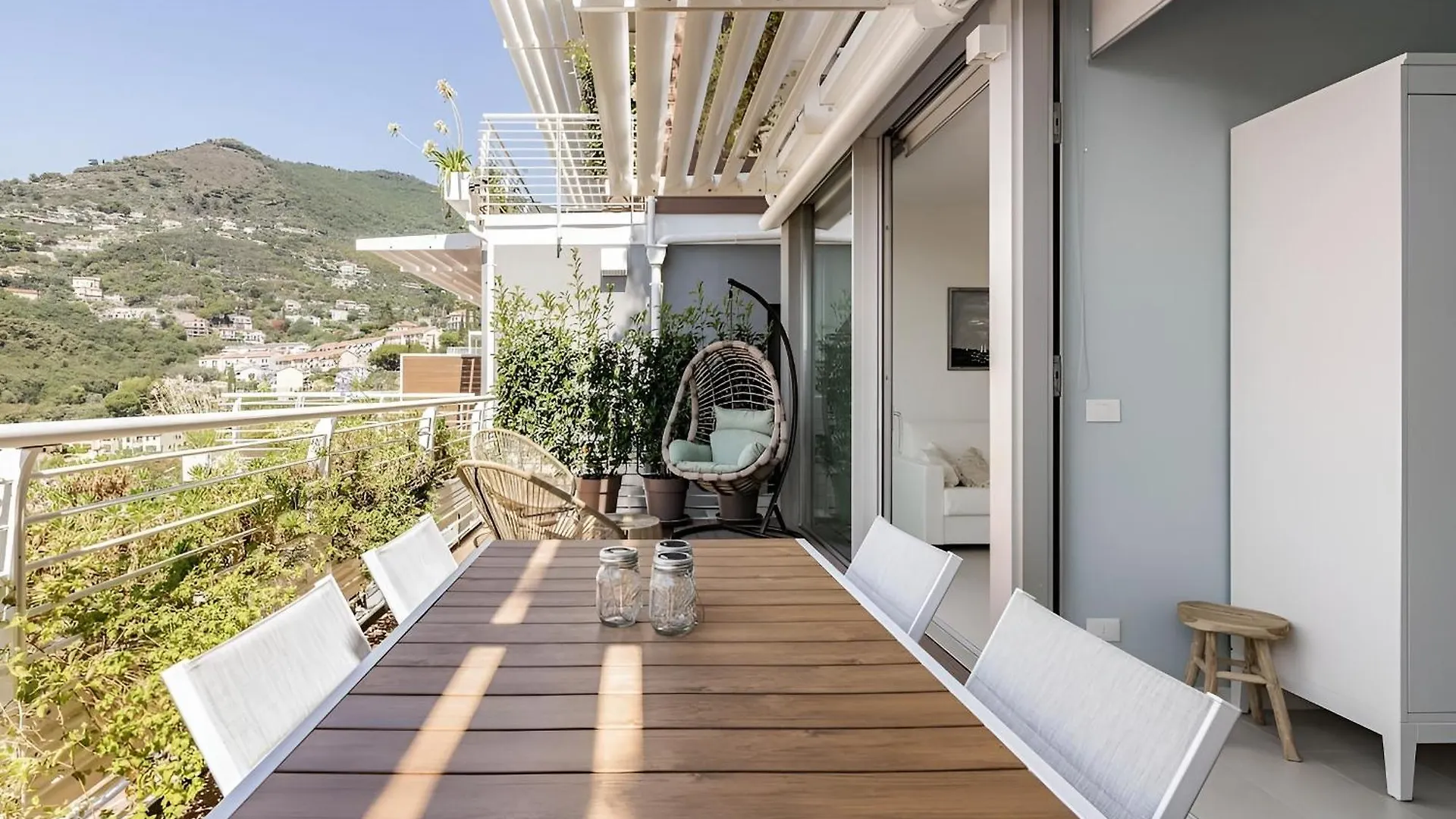 Panoramic View Apartment Alassio 0*,