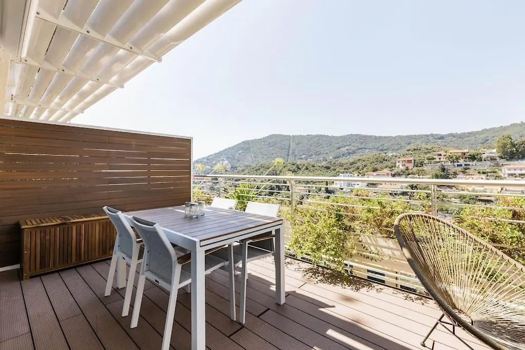 Panoramic View Apartment Alassio